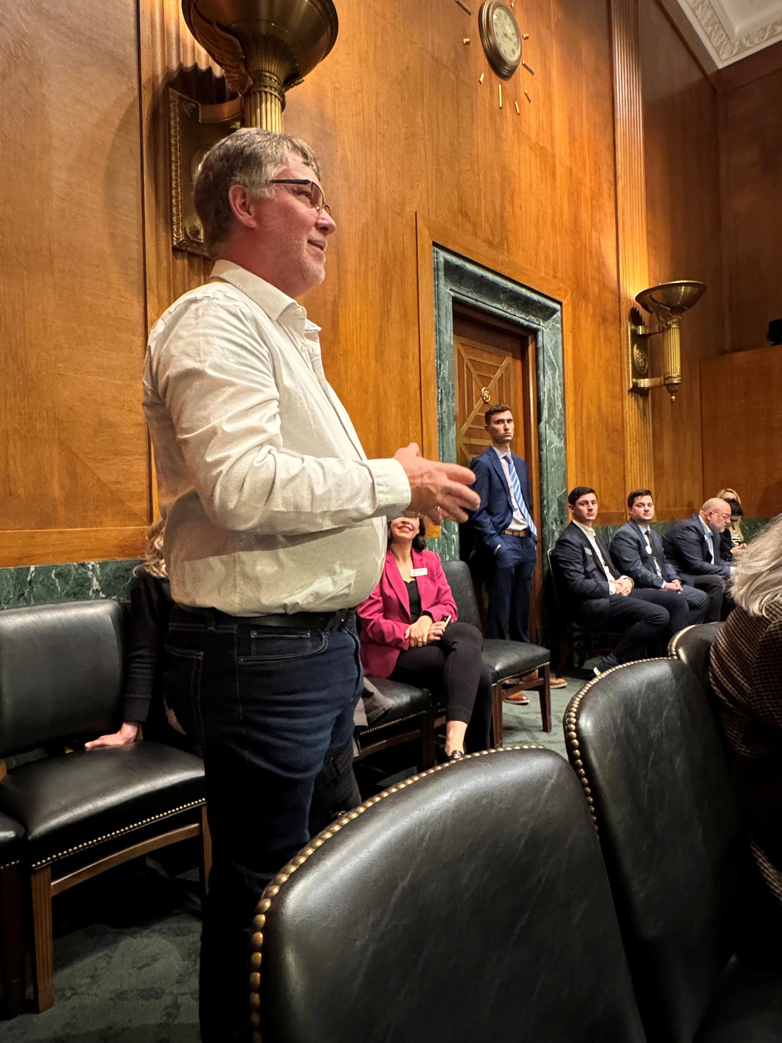 Mark talking to Senator at GAC 2025_1.jpg